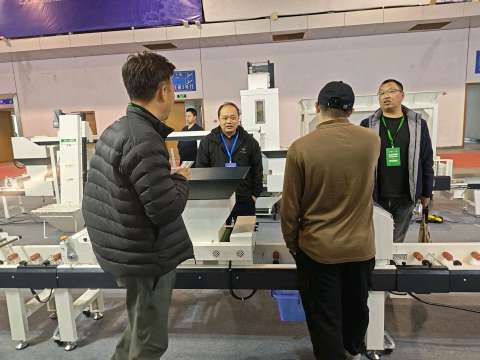 區農機畜牧發展中心組織農戶赴永康參觀農機博覽會